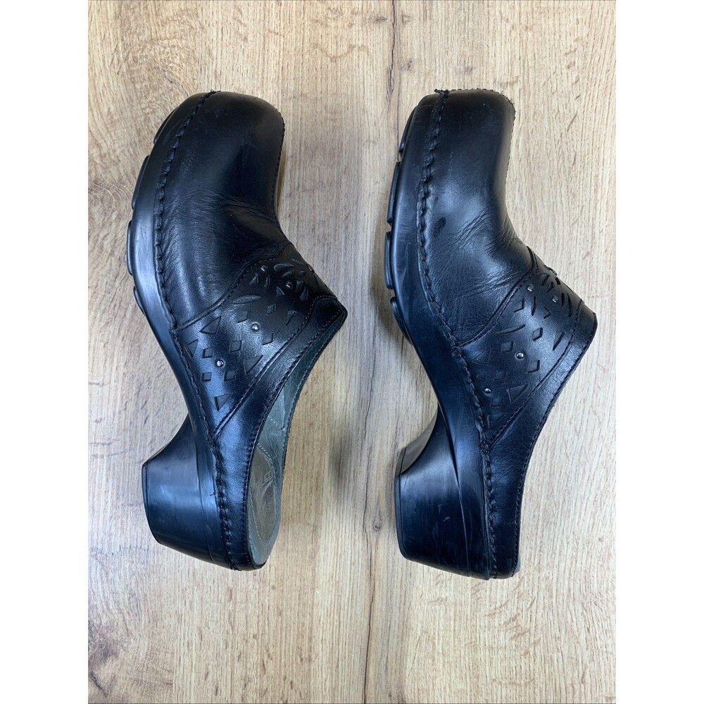 Dansko Women's Clogs Mules Slip On Leather Comfort Shoes Studs Size US 8 Eur 38 - Picture 11 of 16